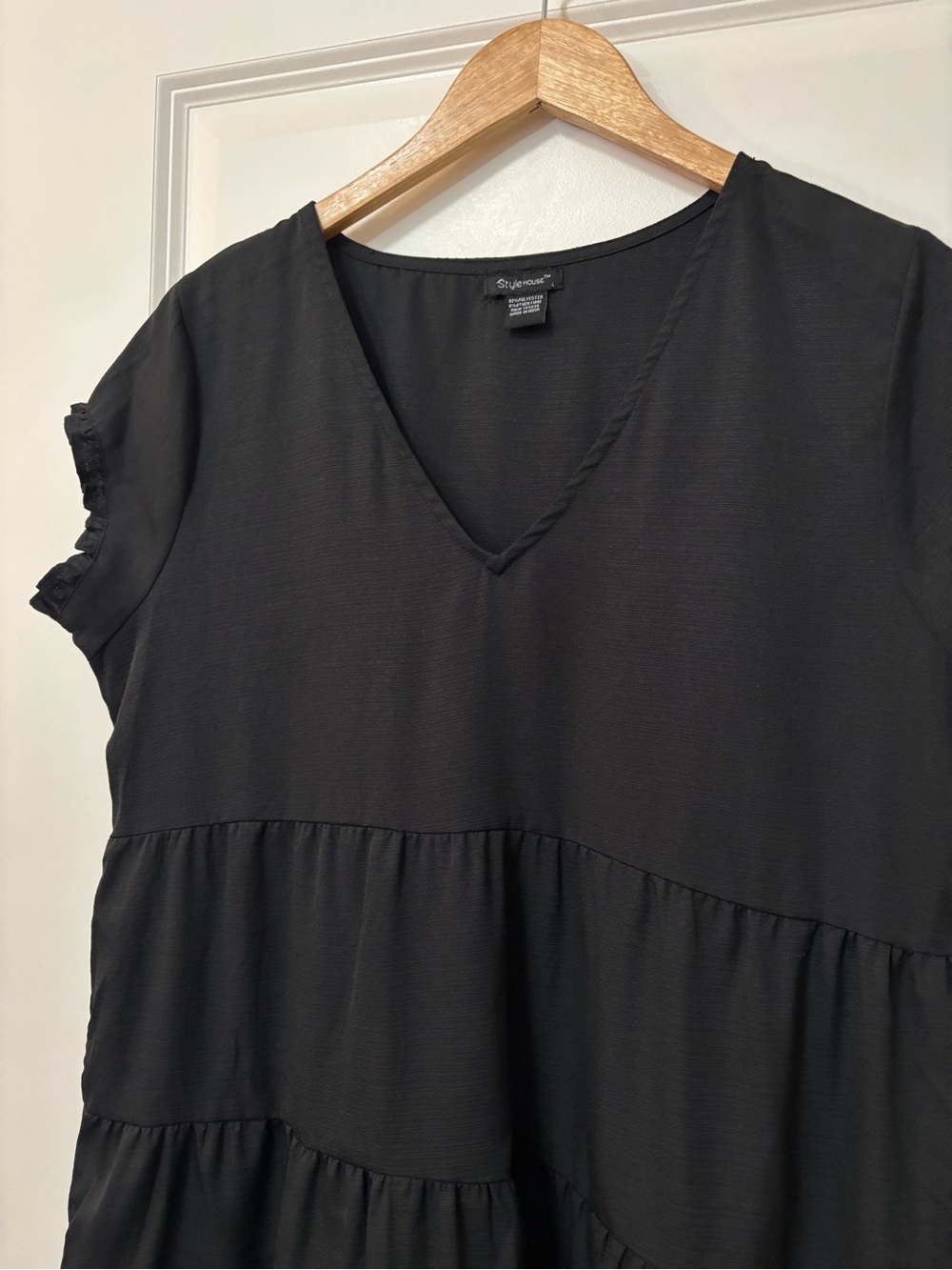 Style House Black Ruffle Hem Mini Dress, Size L - Picture 3 of 6